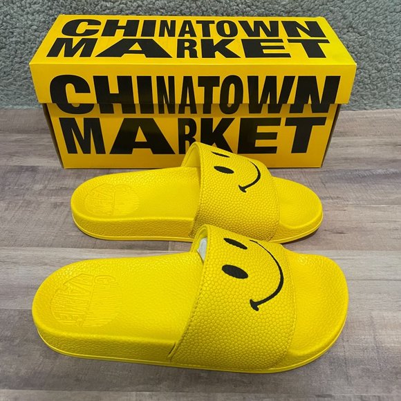 CTM Slides Sandals Big Kids Black Yellow Sz 4 Smile SHIPS ASAP NEW IN BOX Summer - Picture 1 of 8